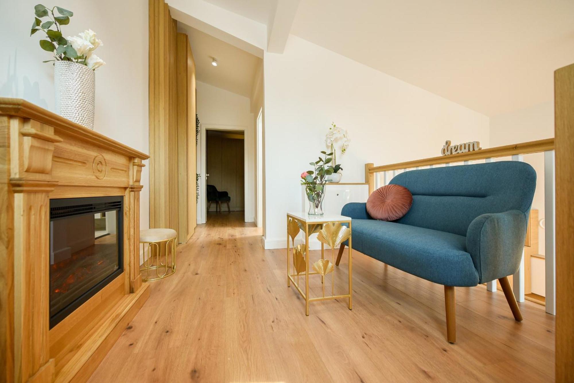 Home Away From Home - Modern & Cozy Apartments Near Vibrant Unirii Area Bucarest Chambre photo