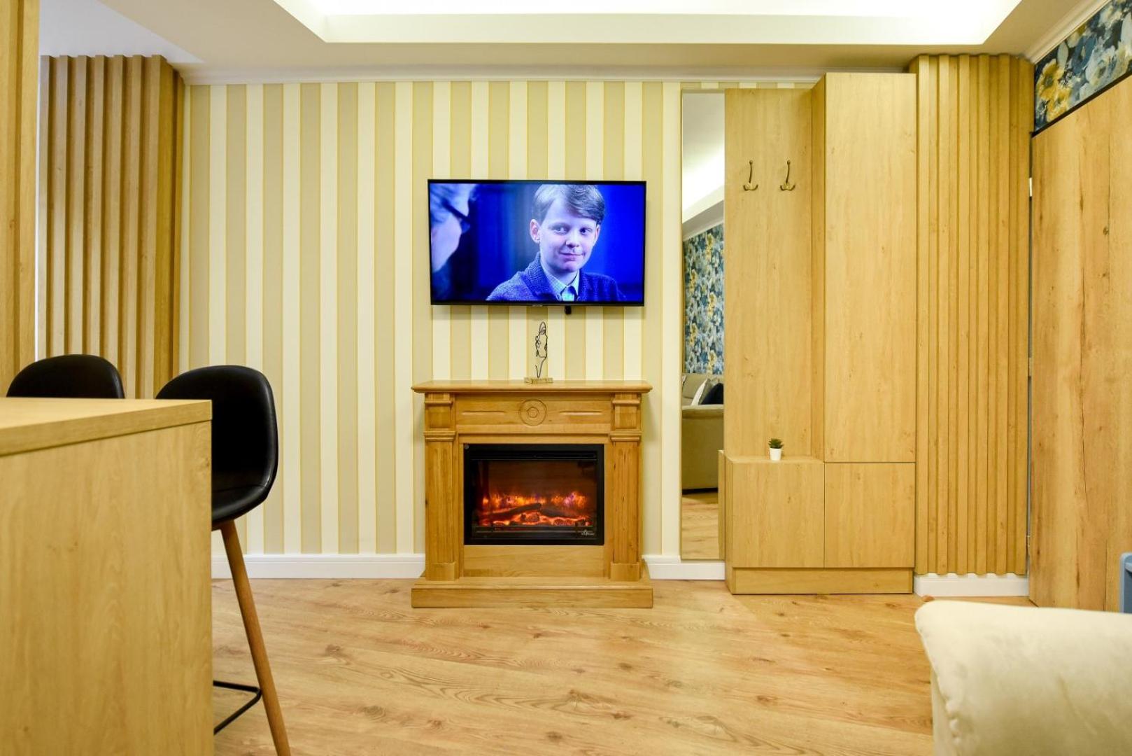 Home Away From Home - Modern & Cozy Apartments Near Vibrant Unirii Area Bucarest Chambre photo