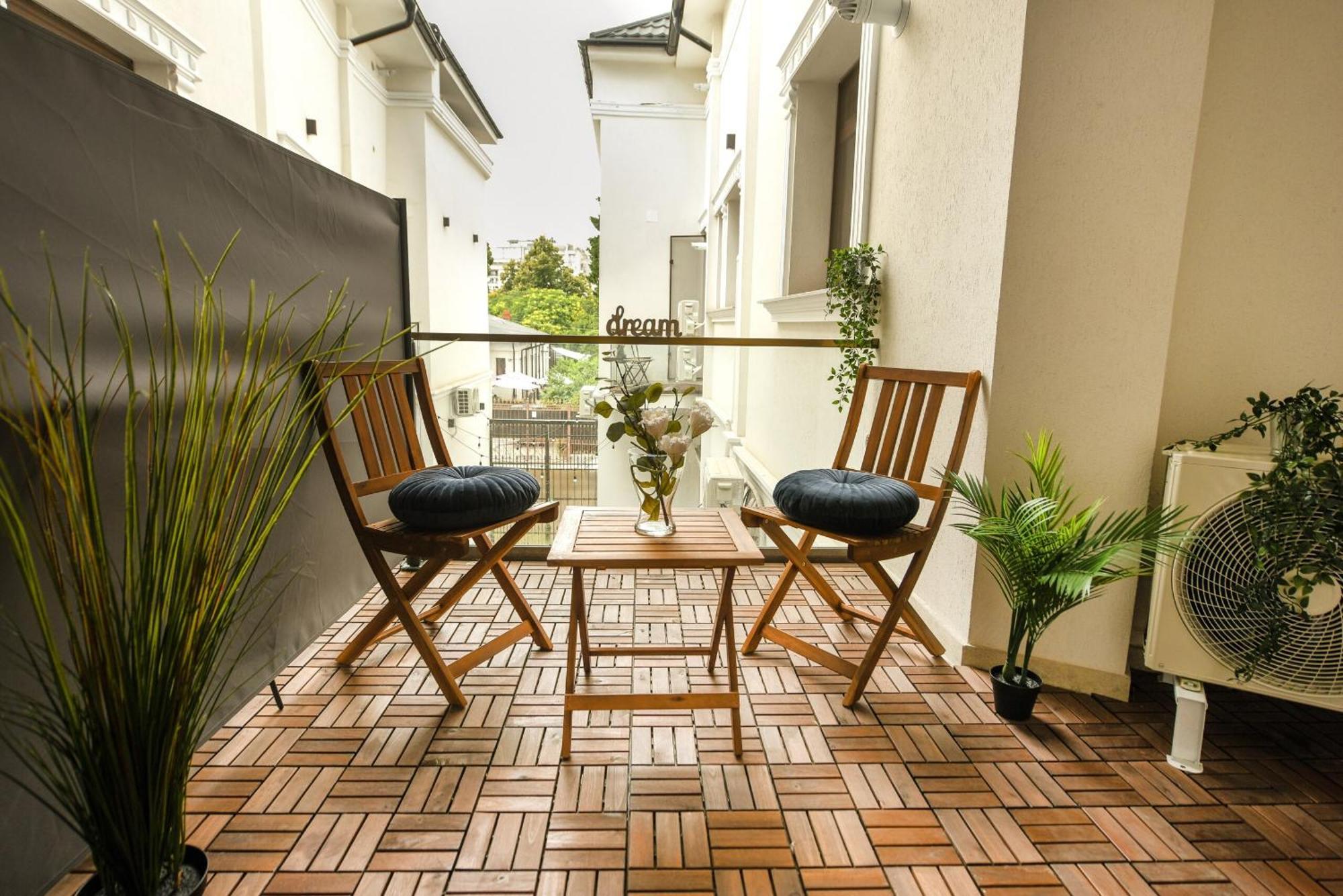 Home Away From Home - Modern & Cozy Apartments Near Vibrant Unirii Area Bucarest Chambre photo